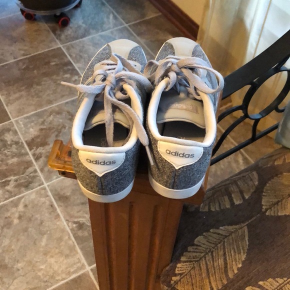 Adidas - Picture 2 of 5